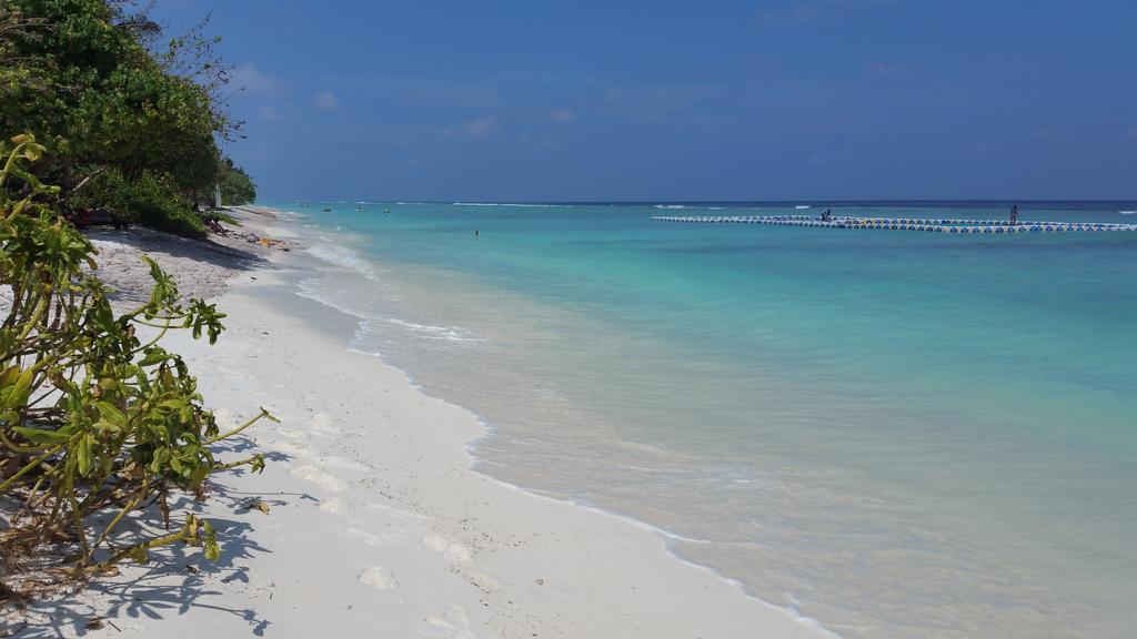 Vista Beach Retreat Hotel Hulhumale Exterior photo